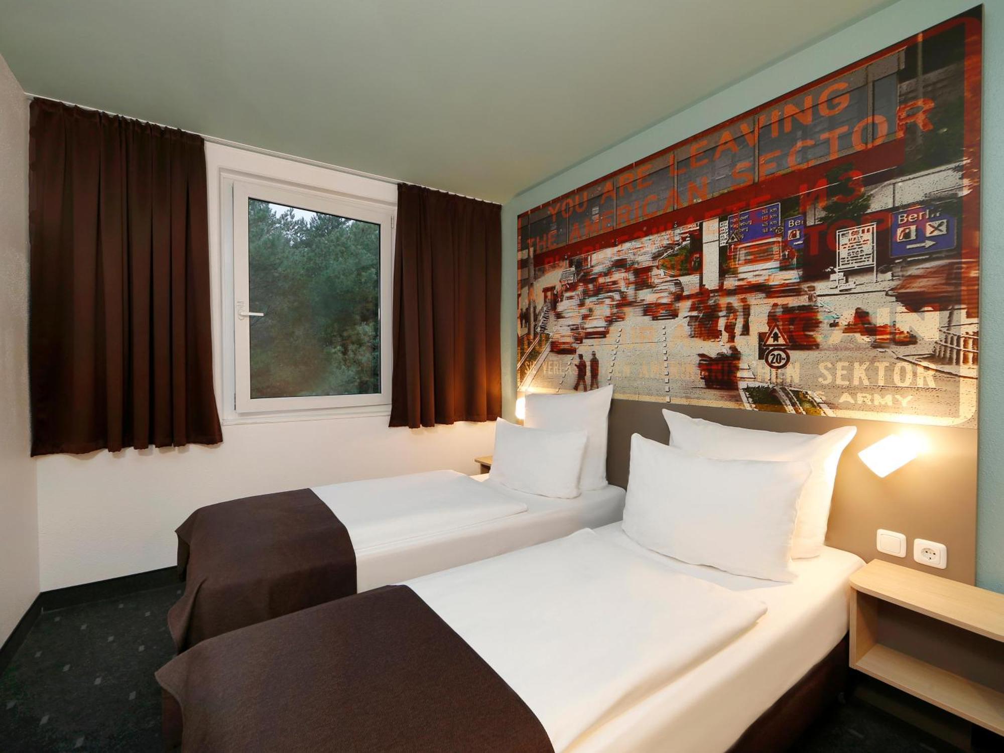 B&B Hotel Berlin-Dreilinden Kleinmachnow Exterior foto