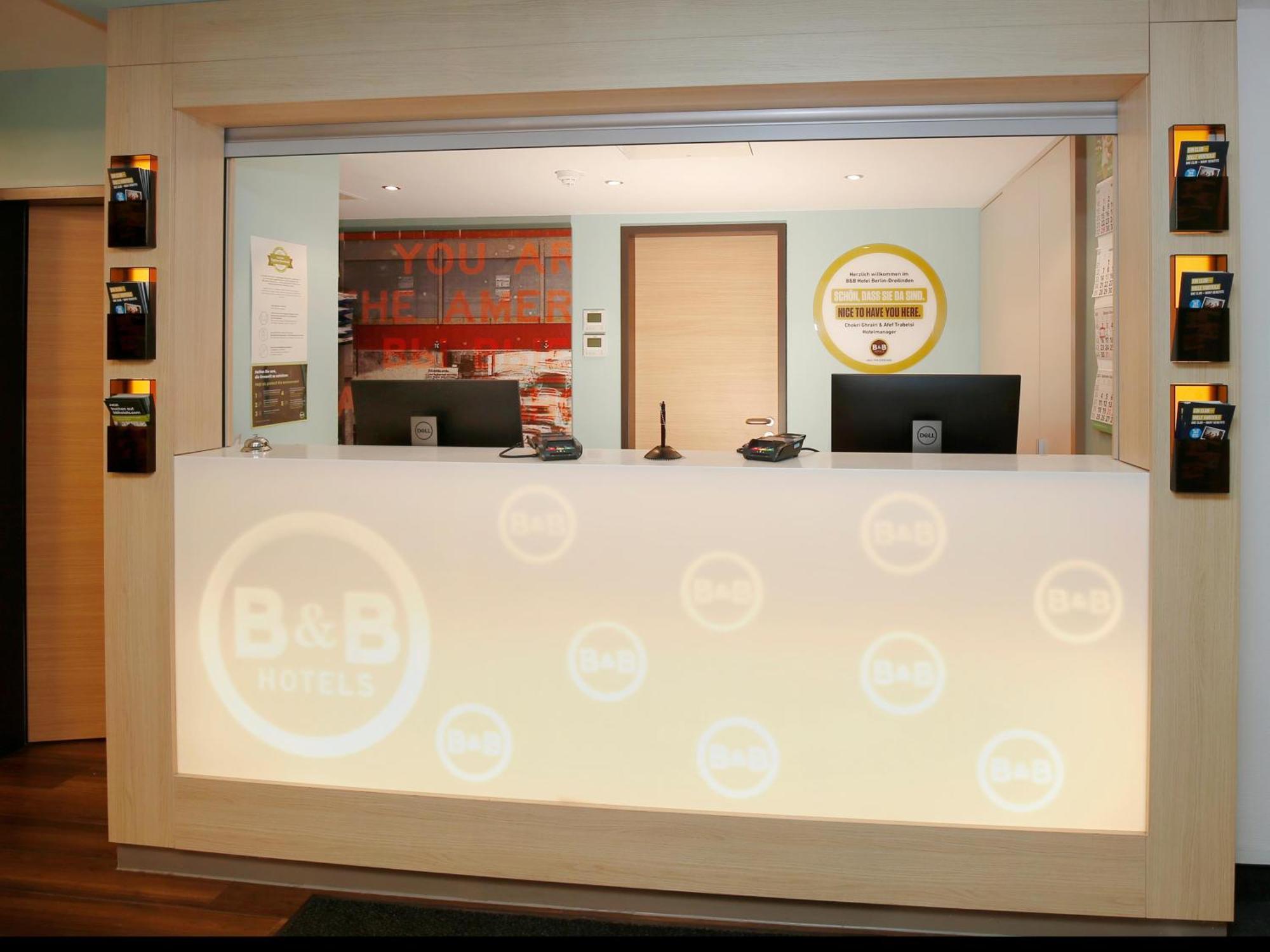 B&B Hotel Berlin-Dreilinden Kleinmachnow Exterior foto
